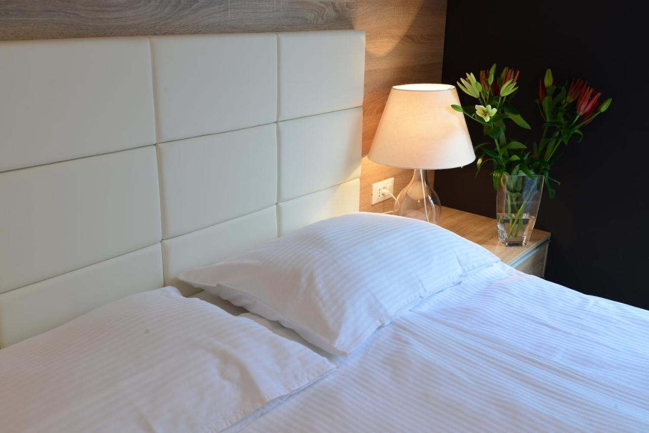 Villa Mar - Only 50M To The Beach Stara Baska Bagian luar foto